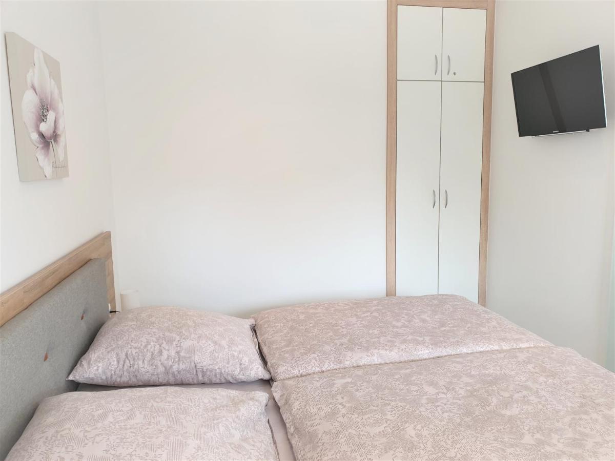 Apartment Jadestrand, Am Alten Deich 4-6, Whg 1 20 Dangast Exterior photo